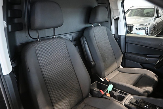 Volkswagen Caddy Maxi 10 of 18