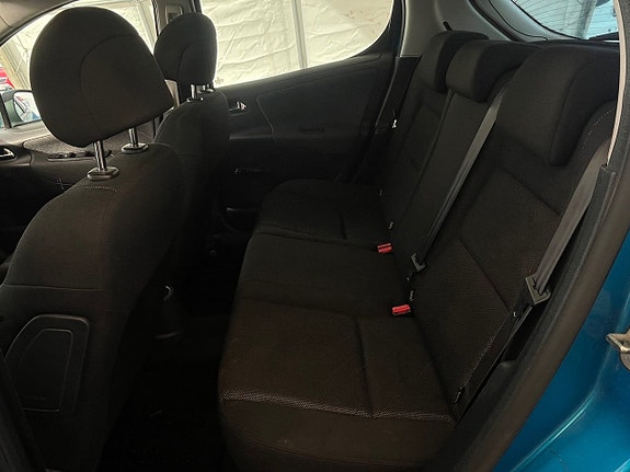 Peugeot 207 10 of 21