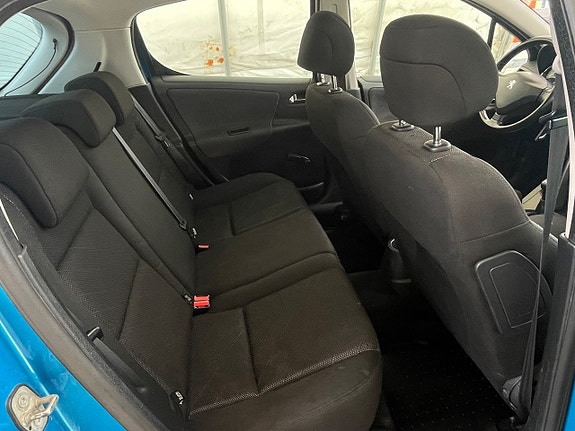 Peugeot 207 11 of 21