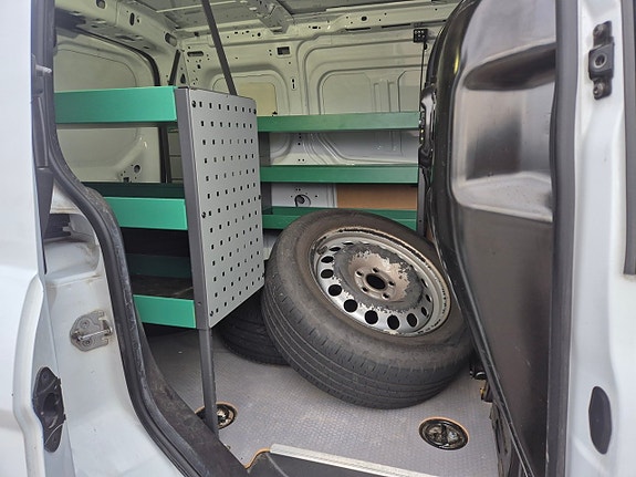 Ford Transit Connect 11 of 12