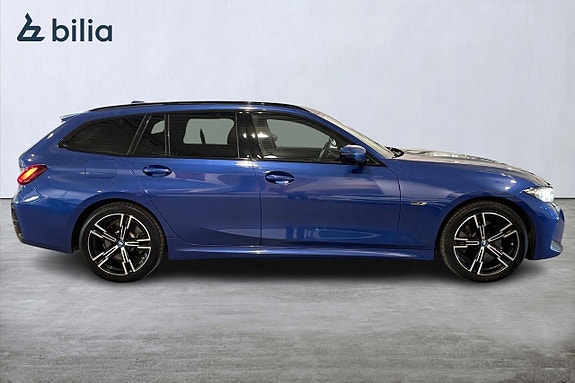 BMW 330e 16 of 18
