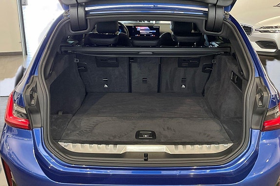 BMW 330e 10 of 18