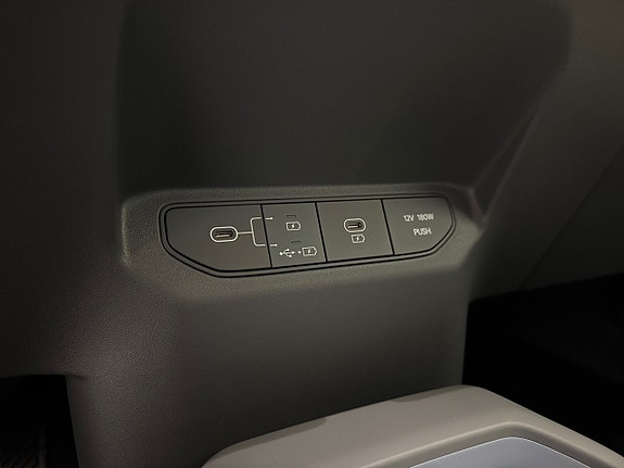 Kia EV3 16 of 23