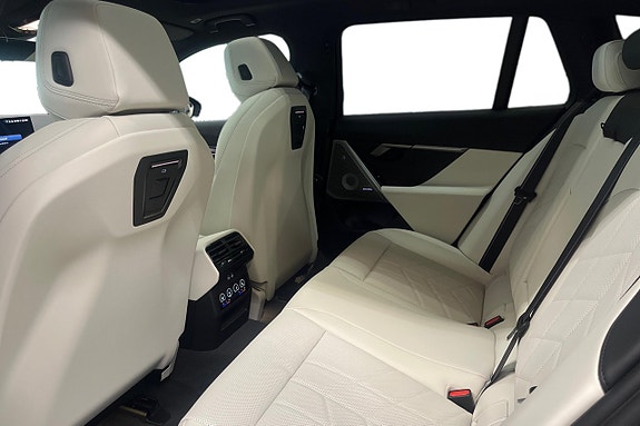 BMW 550e 11 of 21