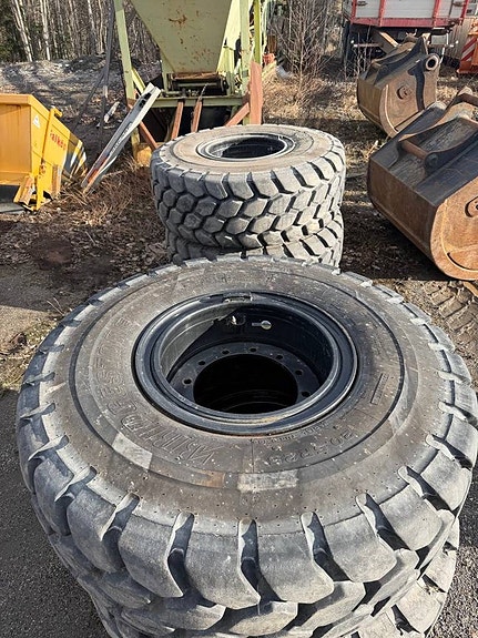 Bridgestone VJT 20.5R25 Svart Ljungbyfälg