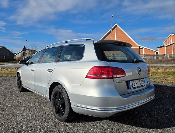 Volkswagen Passat 4 of 5