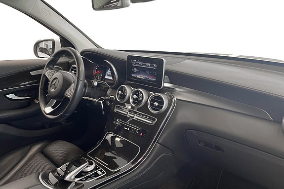 Mercedes-Benz GLC220 d 9 of 12