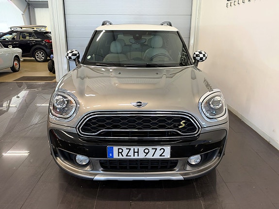 MINI Countryman Cooper SE 8 of 20