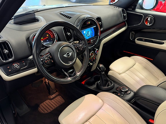 MINI Countryman Cooper SE 9 of 20