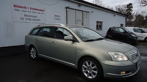 Toyota Avensis 10 of 18