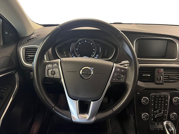 Volvo V40 Cross Country 12 of 12