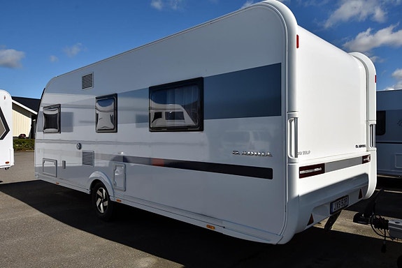 Adria 593 UP Adora, Queenbed 4 of 27