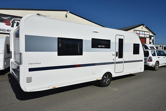 Adria 593 UP Adora, Queenbed 26 of 27