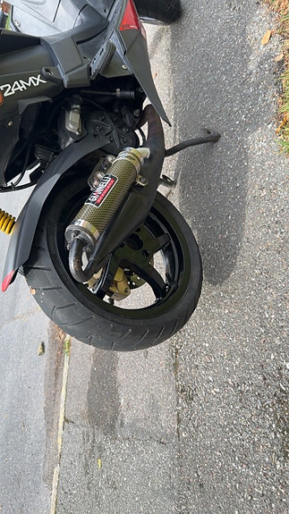 Aprilia Aprilia sr 50 9 of 9