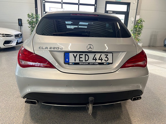 Mercedes-Benz CLA220 d 4 of 5