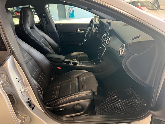 Mercedes-Benz CLA220 d 9 of 19