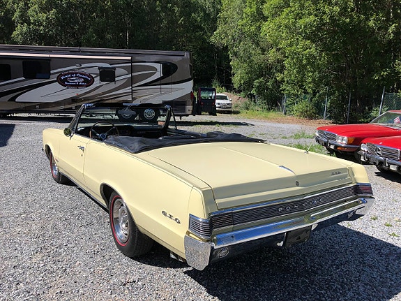 Pontiac GTO 5 of 5