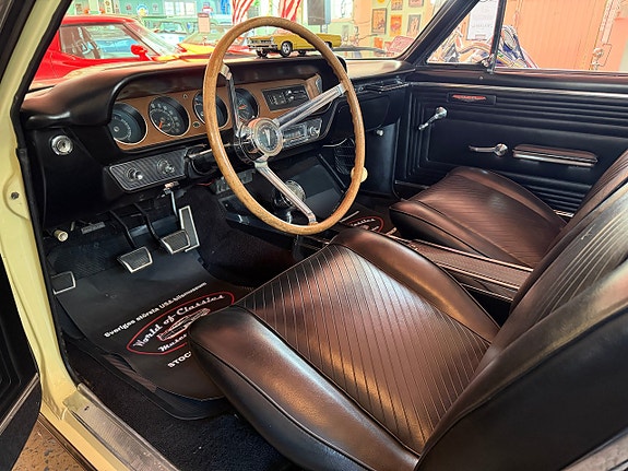 Pontiac GTO 9 of 22