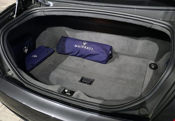 Maserati Quattroporte 25 of 30
