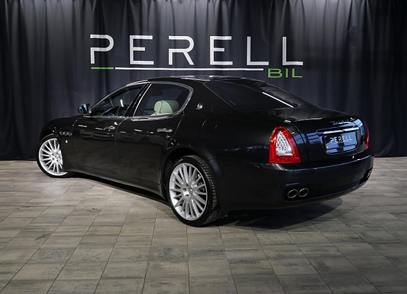 Maserati Quattroporte 3 of 5