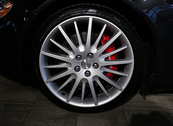 Maserati Quattroporte 26 of 30