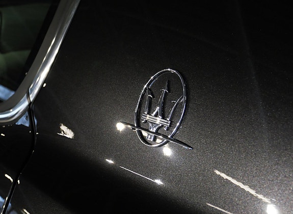 Maserati Quattroporte 24 of 30
