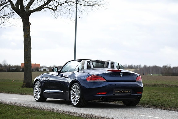 BMW Z4 8 of 18