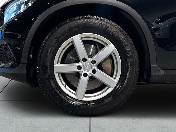 Mercedes-Benz GLC220 d 14 of 20