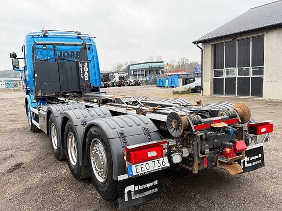 Scania R490 8x4 Tridem Lastväxlare Euro 6 ny Besiktad 2 of 10
