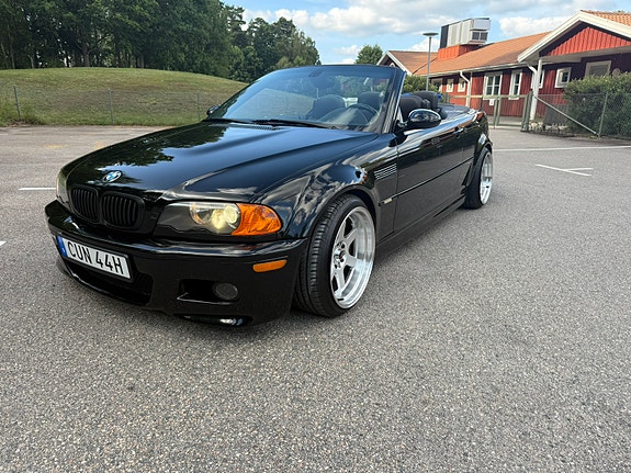 BMW M3 3 of 5