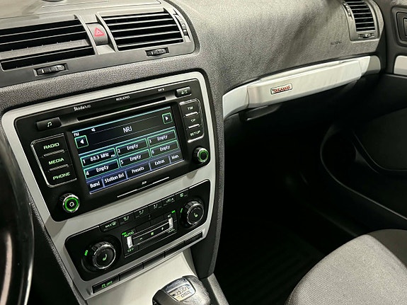 Skoda Octavia Scout 11 of 13