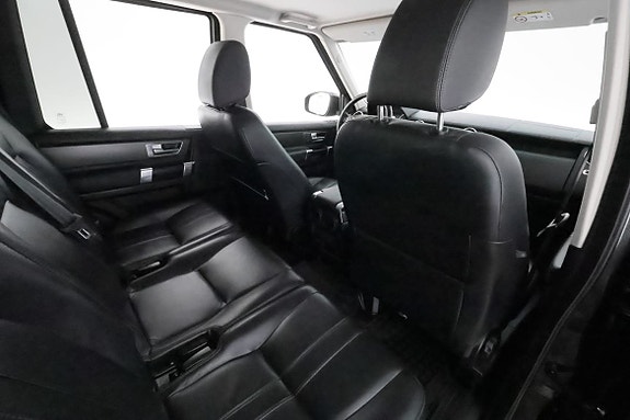 Land Rover Discovery 4 19 of 30