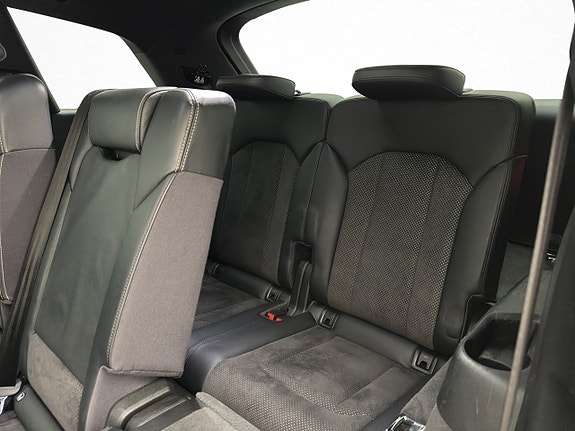 Audi Q7 15 of 30