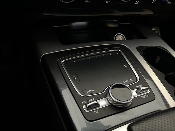 Audi Q7 24 of 30