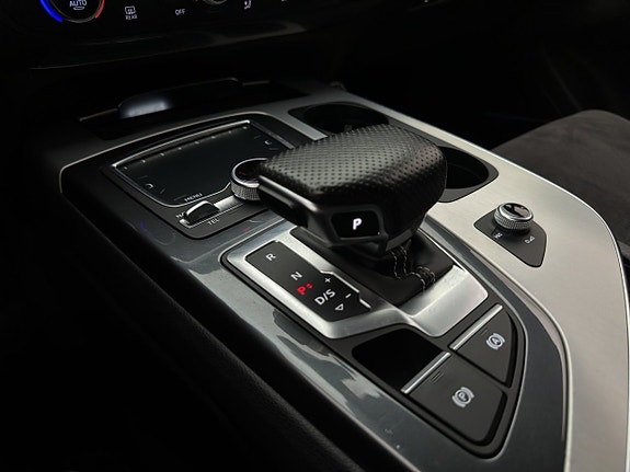 Audi Q7 23 of 30