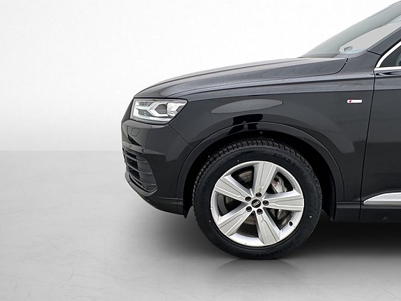 Audi Q7 28 of 30