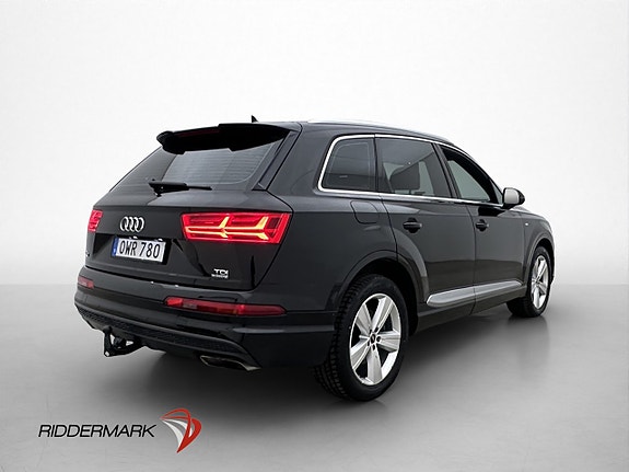 Audi Q7 6 of 30