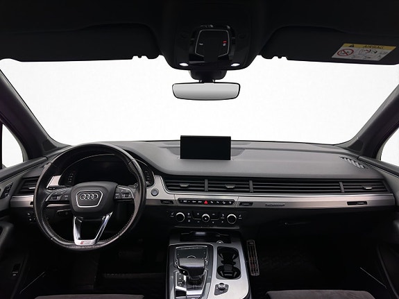 Audi Q7 13 of 30