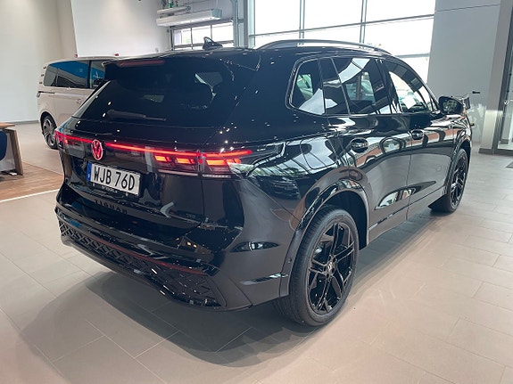 Volkswagen Tiguan 5 of 19
