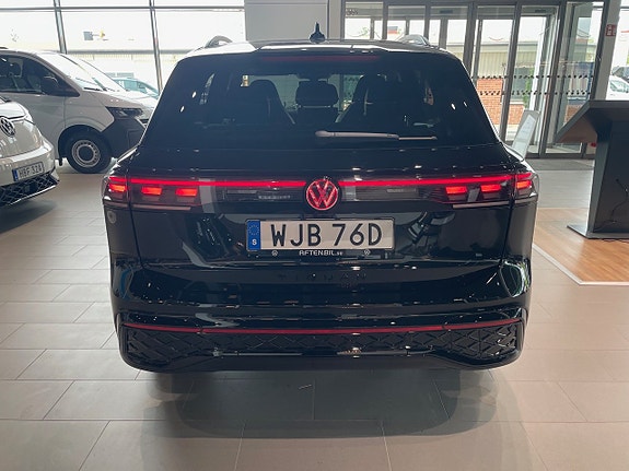 Volkswagen Tiguan 6 of 19