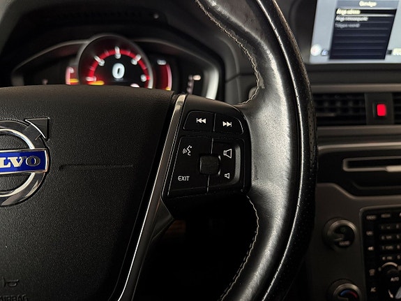 Volvo XC70 15 of 28