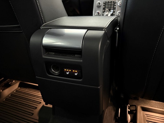 Volvo XC70 25 of 28