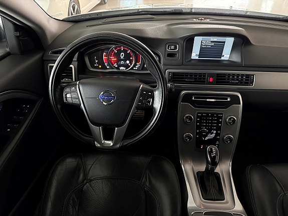 Volvo XC70 9 of 28