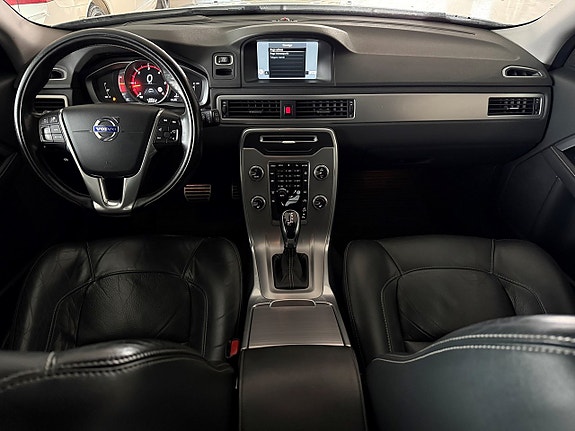 Volvo XC70 7 of 28