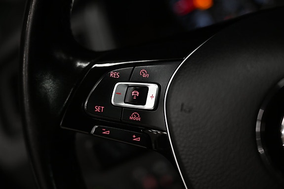 Volkswagen Caddy Maxi 26 of 29