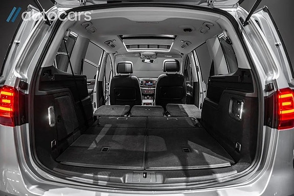 Volkswagen Sharan 25 of 25