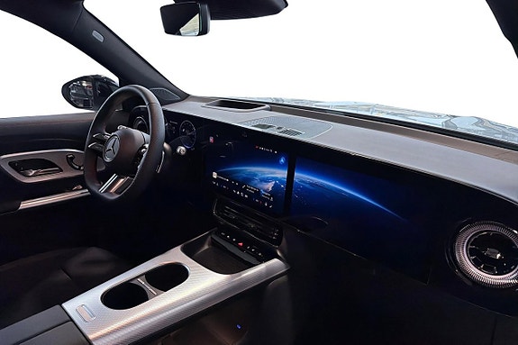 Mercedes-Benz GLB250+ 9 of 12
