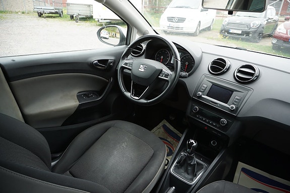 Seat Ibiza 5 of 5