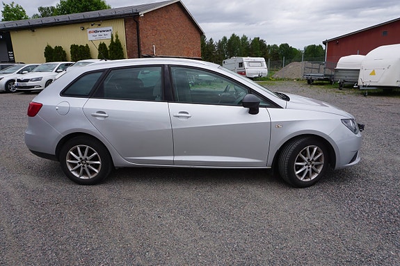 Seat Ibiza 2 of 5