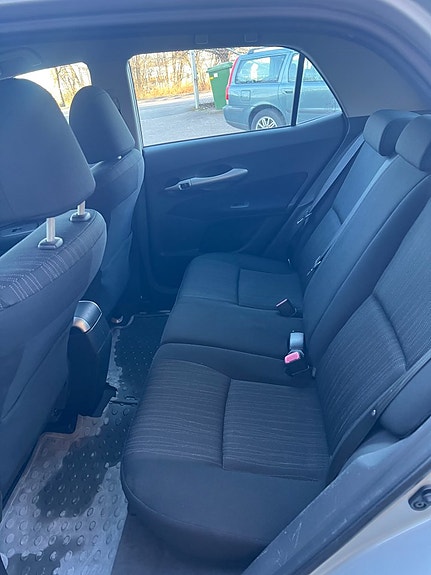 Toyota Auris 7 of 7